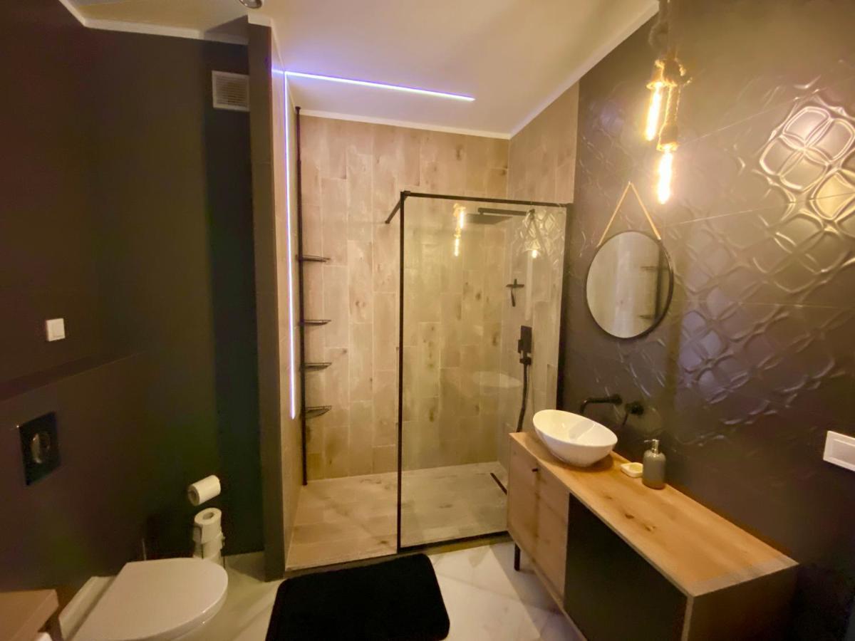 אלק Apartament Pocztovia - Scisle Centrum, Prywatny Parking מראה חיצוני תמונה